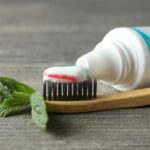 pasty do zębów bez fluoru